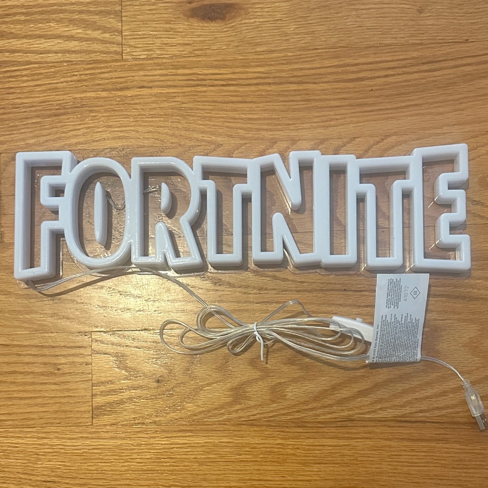Fortnite LED Light Sign - White